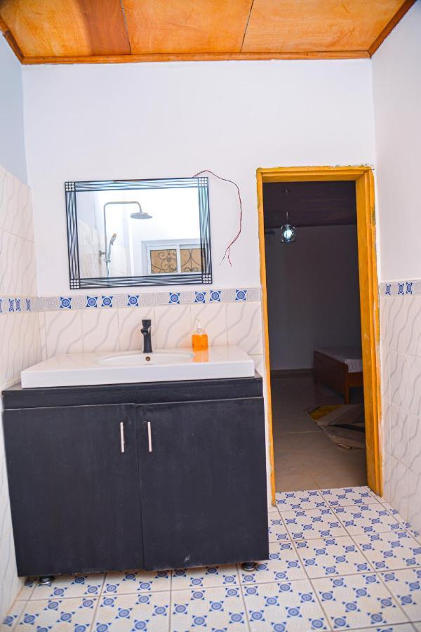 Appartement Meuble 2 Chambres Avec Salle De Bain - 1 Salon - 1E Cuisine - La Concorde - Quartier Nkomkana Yaoundé 外观 照片