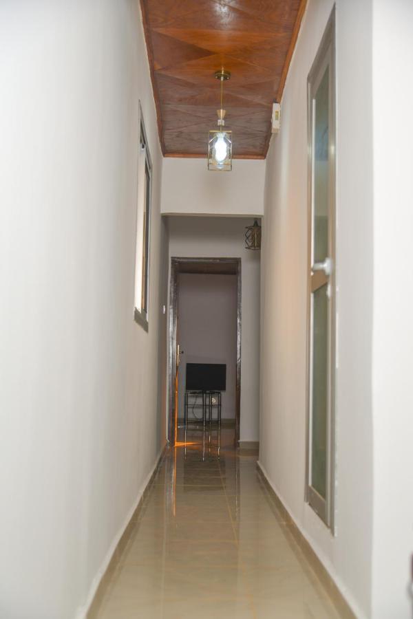 Appartement Meuble 2 Chambres Avec Salle De Bain - 1 Salon - 1E Cuisine - La Concorde - Quartier Nkomkana Yaoundé 外观 照片